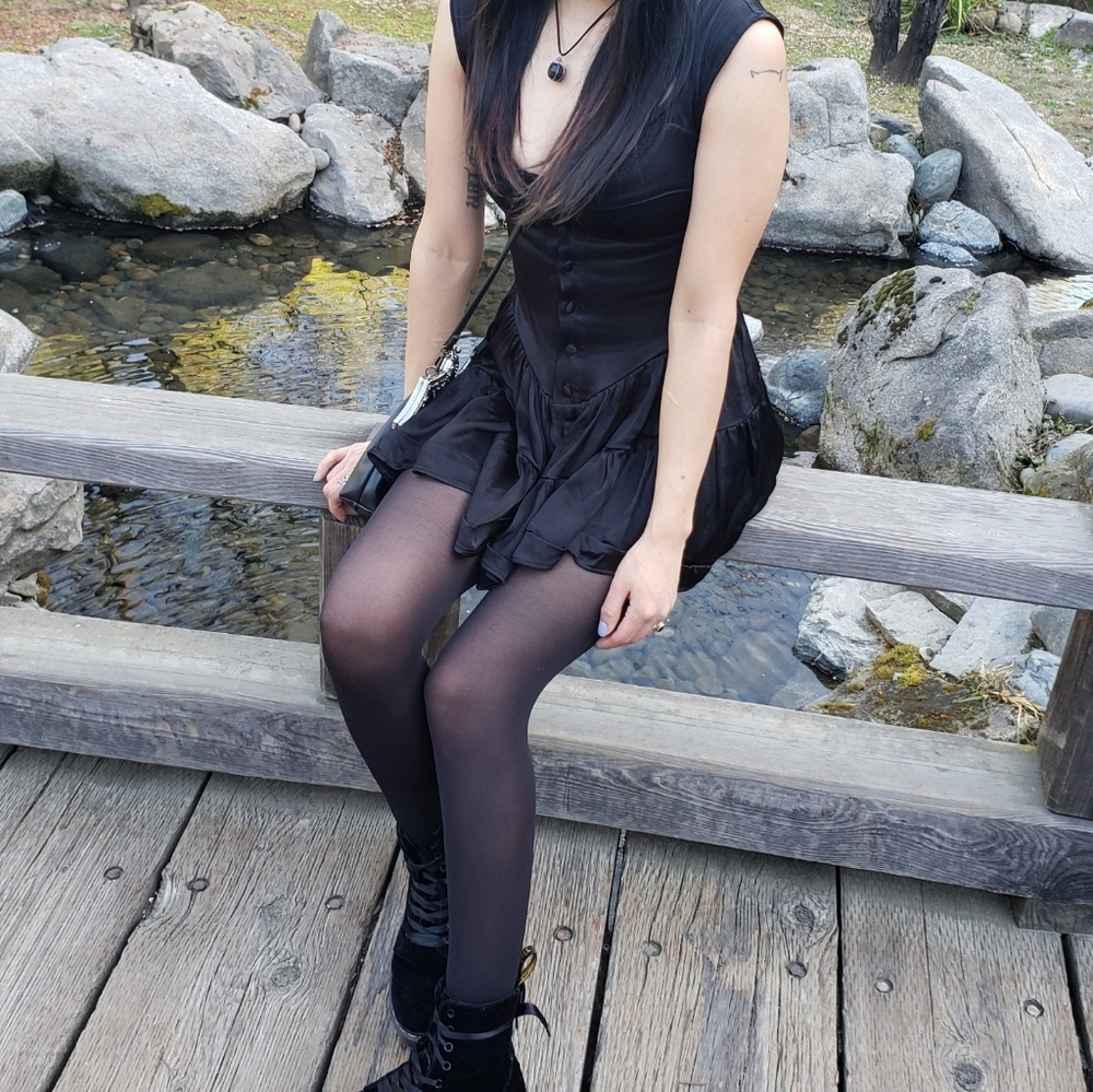 Black Satin, Vanessa Mooney, Elisabeth dress🖤
